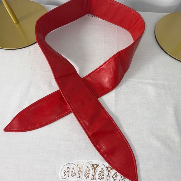 Vintage Red Faux Leather Obi-Style Wrap Belt – 1980s Inspired Waist Cincher - Picture 2 of 10